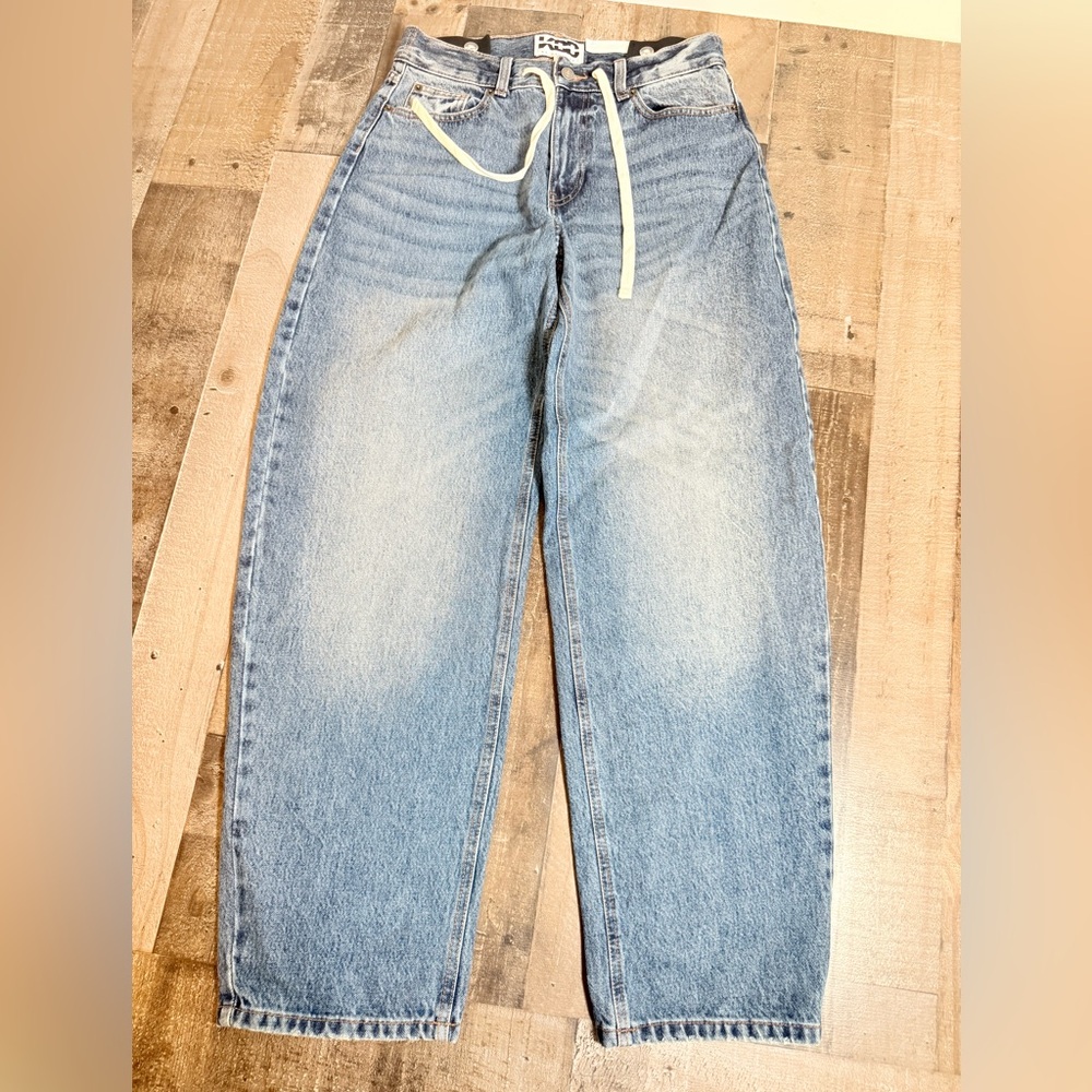 KBB by Kahlana Barrel Leg Jeans NWT‎ Size 4 Mid Rise Baggy Denim Y2K Trend